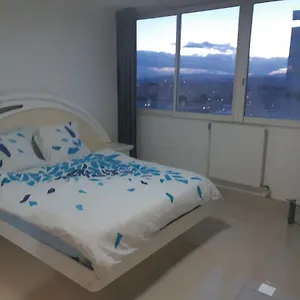 https://appartement-laurent-bonnevay.hotels-rhonealpes.com